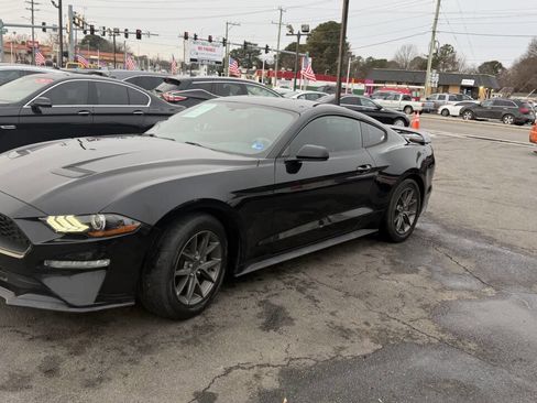 Used 2018 Ford Mustang EcoBoost 2dr Fastback image 2