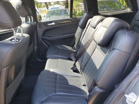 Used 2017 Mercedes-Benz GLS 450 4MATIC image 13