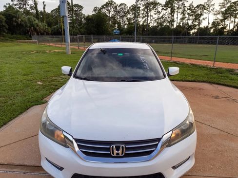 Used 2013 Honda Accord Sport image 2