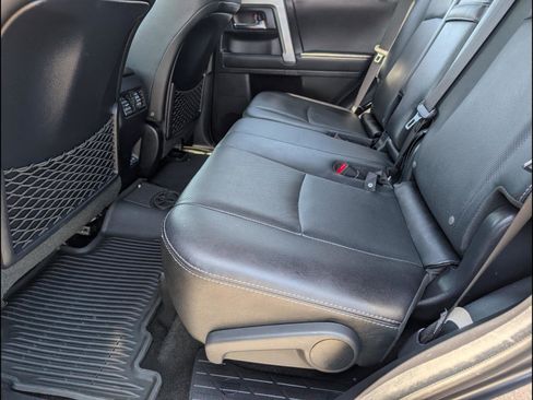 Used 2023 Toyota 4Runner Limited AWD/4WD image 10