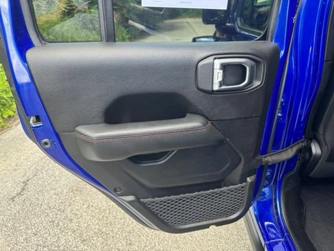 Used 2019 Jeep Wrangler Unlimited Rubicon AWD/4WD image 14