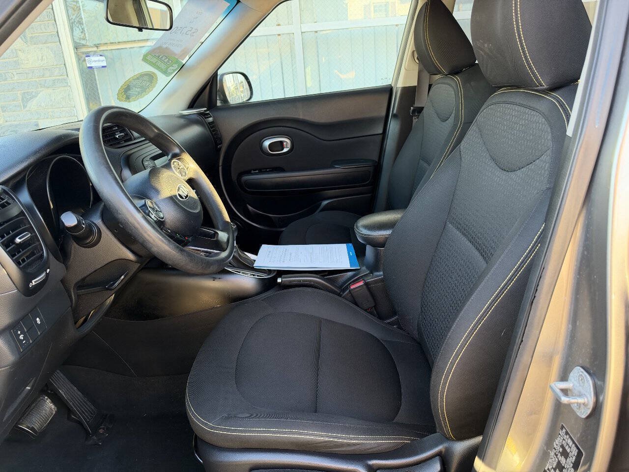 Used 2014 Kia Soul + FWD image 11