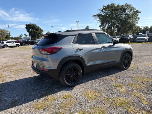 New 2026 Chevrolet TrailBlazer LT w/ Midnight Edition FWD image 11
