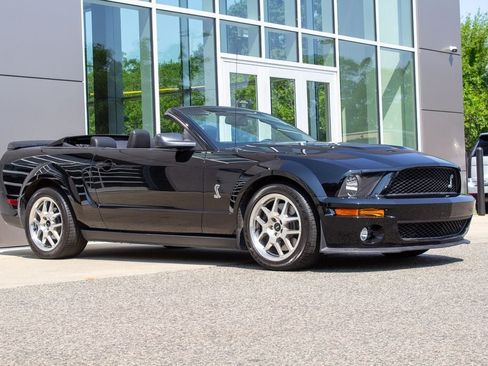 Used 2007 Ford Mustang Shelby GT500 RWD image 3