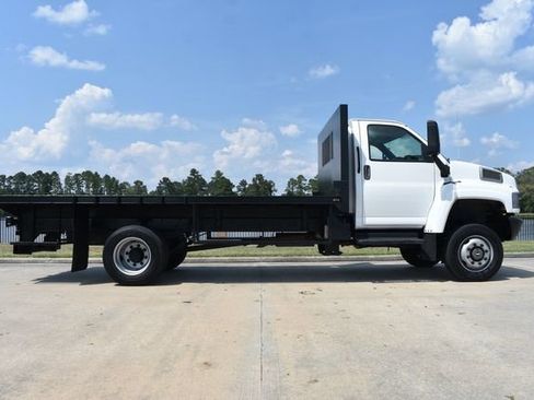 Used 2007 Chevrolet Kodiak C4500 4x4 Regular Cab image 3