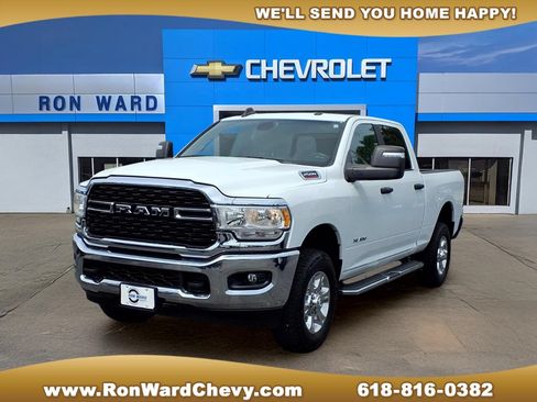 Used 2024 RAM 2500 Big Horn AWD/4WD image 1