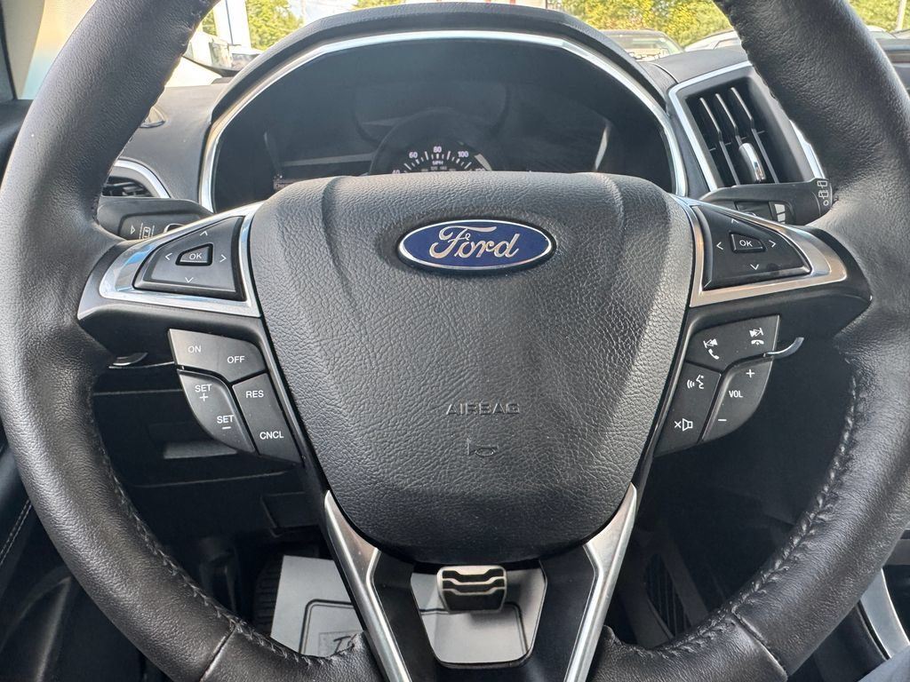 Used 2015 Ford Edge Sport w/ Equipment Group 401A AWD/4WD image 26