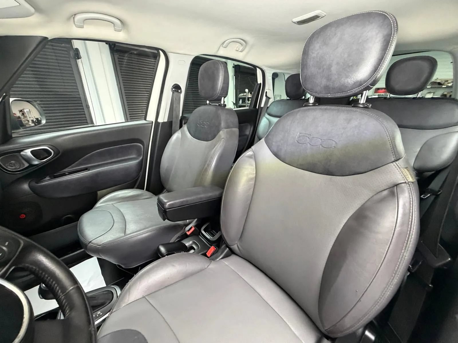 Used 2017 FIAT 500L Trekking FWD image 23