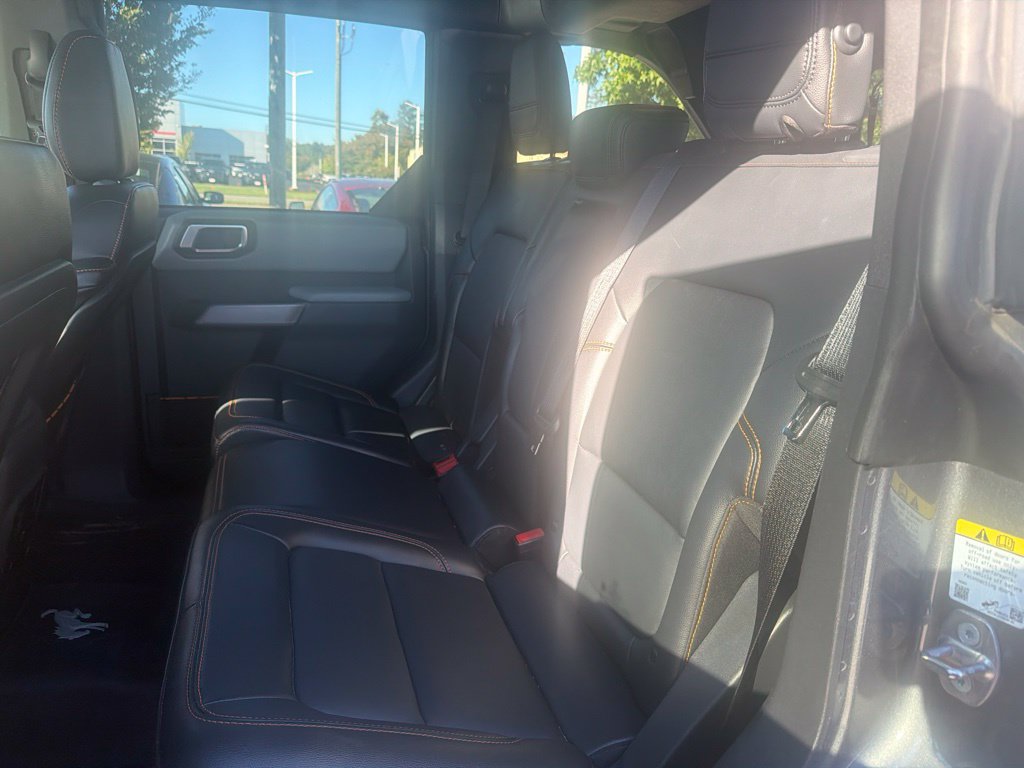 Used 2023 Ford Bronco Badlands AWD/4WD image 11