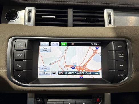 Used 2015 Land Rover Range Rover Evoque Pure Premium image 76