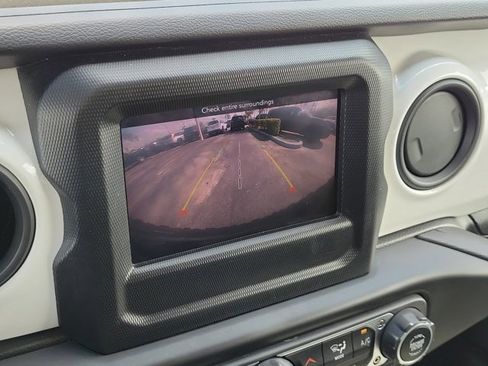 Certified 2021 Jeep Wrangler Unlimited Islander image 24