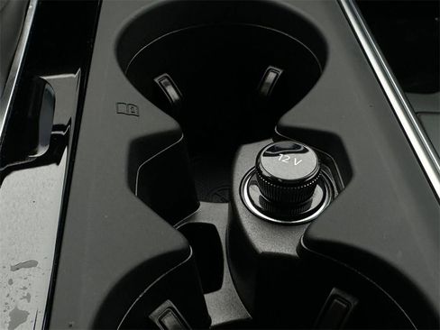 Used 2025 Audi RS 6 performance image 28