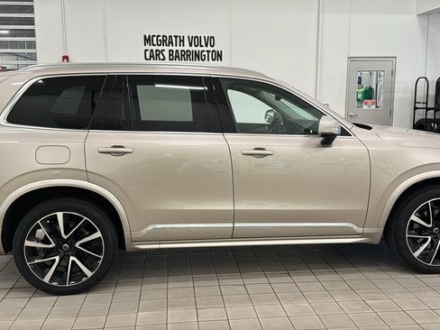 Used 2023 Volvo XC90 B5 Plus w/ Protection Package Premier AWD/4WD image 4