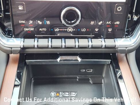 New 2026 GMC Yukon Denali AWD/4WD image 14