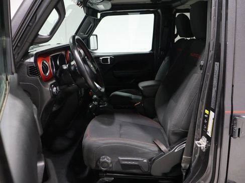 Certified 2023 Jeep Wrangler Unlimited Rubicon w/ Cold Weather Group image 12