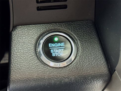 Used 2022 Ford F350 Lariat w/ Tremor Off-Road Package image 36