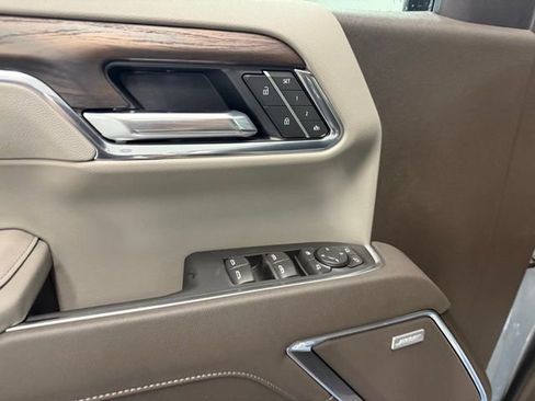 New 2026 GMC Sierra 1500 SLT w/ SLT Premium Plus Package AWD/4WD image 14