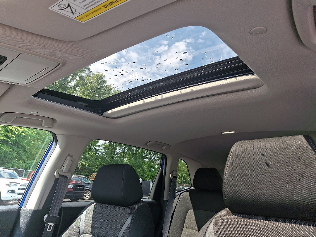 Used 2025 Honda CR-V EX image 14