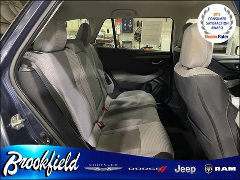 Used 2024 Subaru Outback Premium AWD/4WD image 19