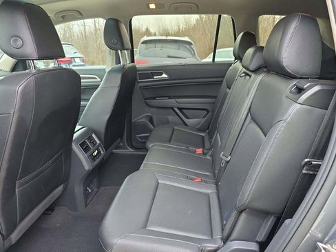 Used 2019 Volkswagen Atlas SE w/ Panoramic Sunroof Package image 12
