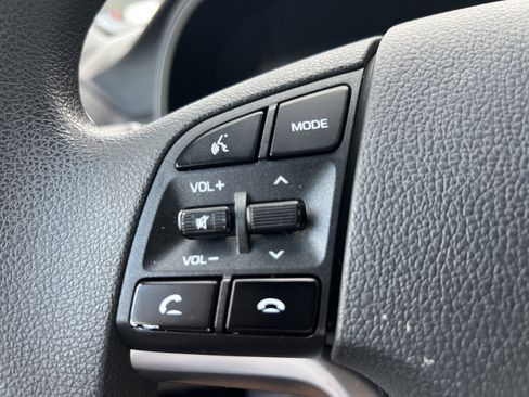 Used 2019 Hyundai Tucson SE AWD/4WD image 23