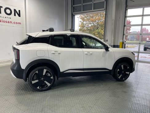 New 2026 Nissan Kicks SR image 8