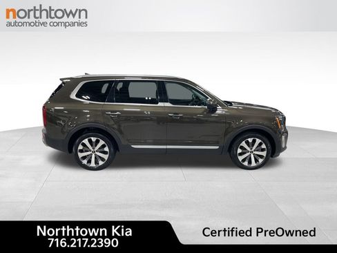 Certified 2022 Kia Telluride S image 3