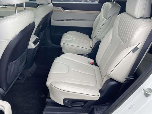 Used 2023 Hyundai Palisade Limited AWD/4WD image 10
