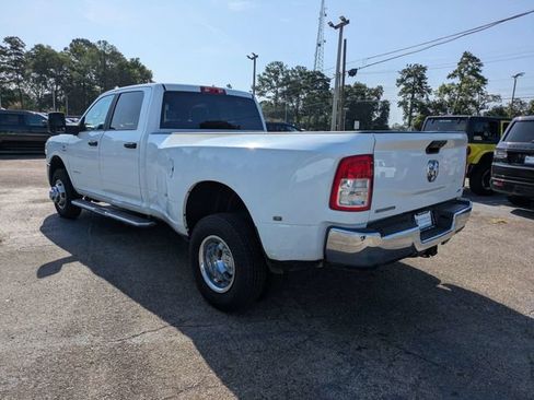 Used 2023 RAM 3500 Big Horn w/ Level 1 Equipment Group AWD/4WD image 6