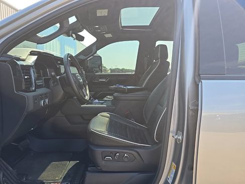 Used 2026 GMC Sierra 2500 AT4X AWD/4WD image 11