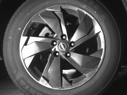 Used 2025 Nissan Rogue SV image 15