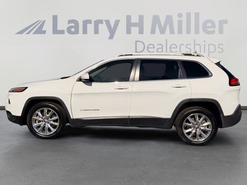Used 2014 Jeep Cherokee Limited w/ Luxury Group image 2