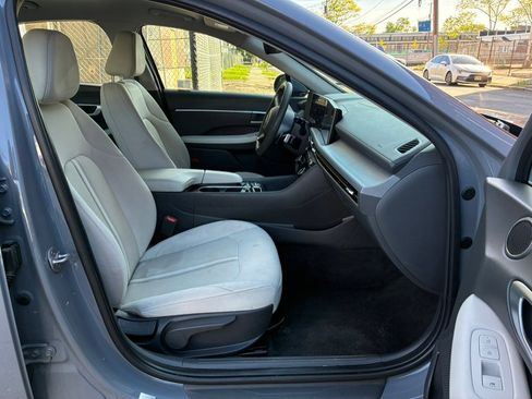 Used 2024 Hyundai Sonata SEL FWD image 16