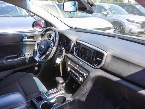 Used 2020 Kia Sportage LX AWD/4WD image 22