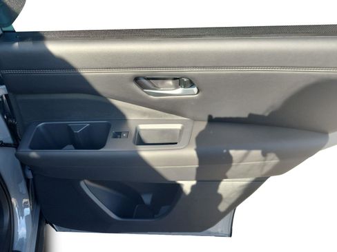 New 2026 Nissan Pathfinder Platinum image 25