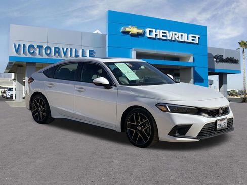 Used 2024 Honda Civic Sport Touring image 3