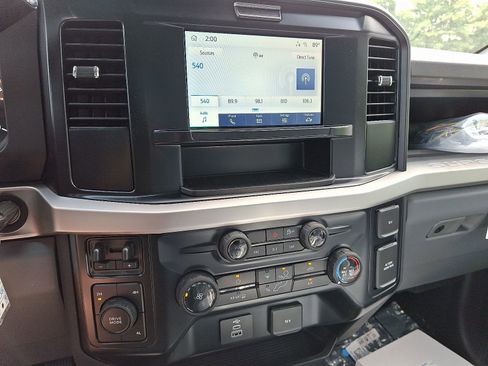 New 2025 Ford F350 XL w/ XL Chrome Package image 15