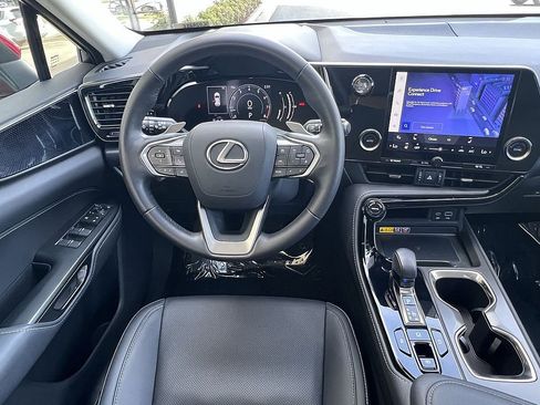 Used 2025 Lexus NX 250 FWD w/ Cold Area Package image 11