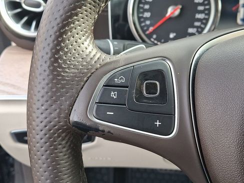 Used 2018 Mercedes-Benz E 400 4MATIC Coupe image 21