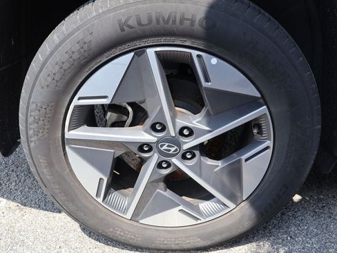 Used 2025 Hyundai Tucson SEL FWD image 12