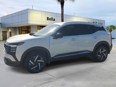 Certified 2026 Nissan Kicks SV w/ Illumination Package FWD image 2