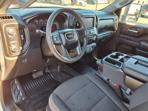 Used 2024 GMC Sierra 2500 Pro w/ Convenience Package image 22