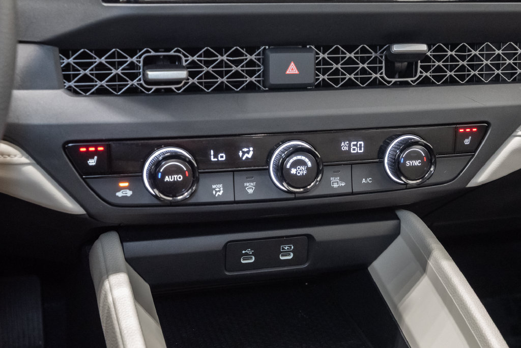 Used 2025 Honda Accord SE image 17