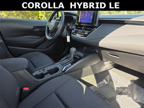 Used 2023 Toyota Corolla LE image 9