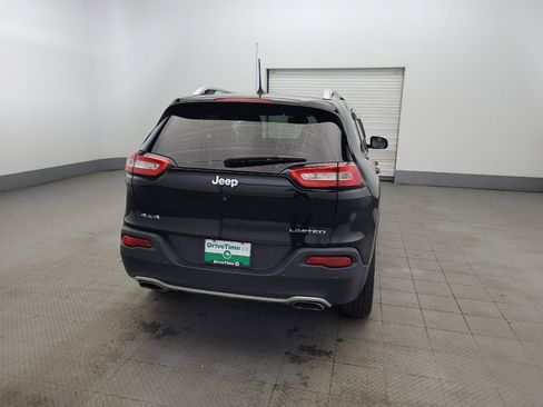 Used 2018 Jeep Cherokee Limited image 7
