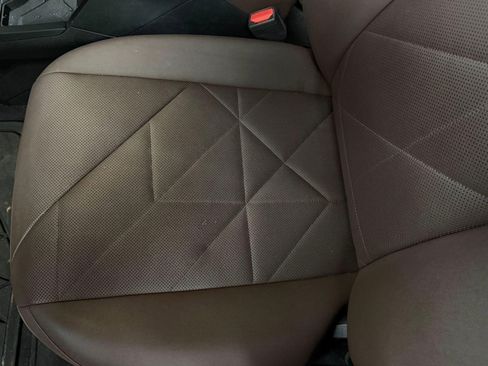 Certified 2023 BMW iX xDrive50 w/ Premium Package image 17