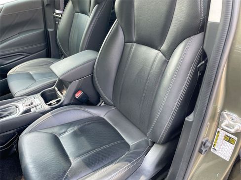 Used 2022 Subaru Forester Touring AWD/4WD image 12