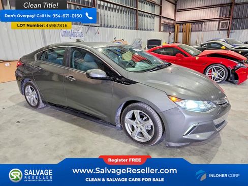 Used 2017 Chevrolet Volt LT w/ Comfort Package image 5
