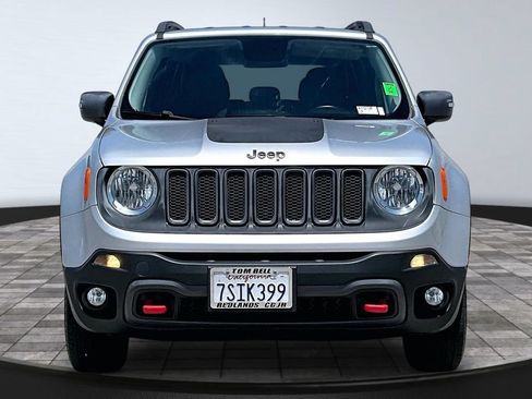 Certified 2016 Jeep Renegade Trailhawk AWD/4WD image 27