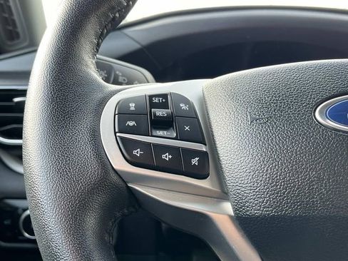 Used 2023 Ford Explorer XLT w/ Equipment Group 202A image 18